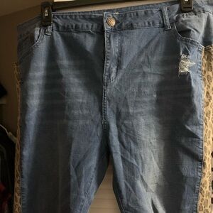 Southern Stitch Distressed Jeans w/Leopard Print - NWOT - XXL